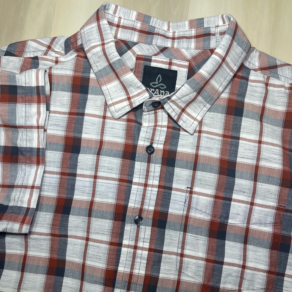 PrAna Shirt Men's Sz XL Button Up Short Sleeve Pocket Orange Organic Cotton